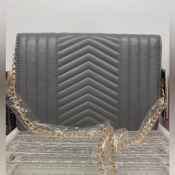 Badgley Mischka Gray and Gold Crossbody Bag || Gray - Picture 7 of 16